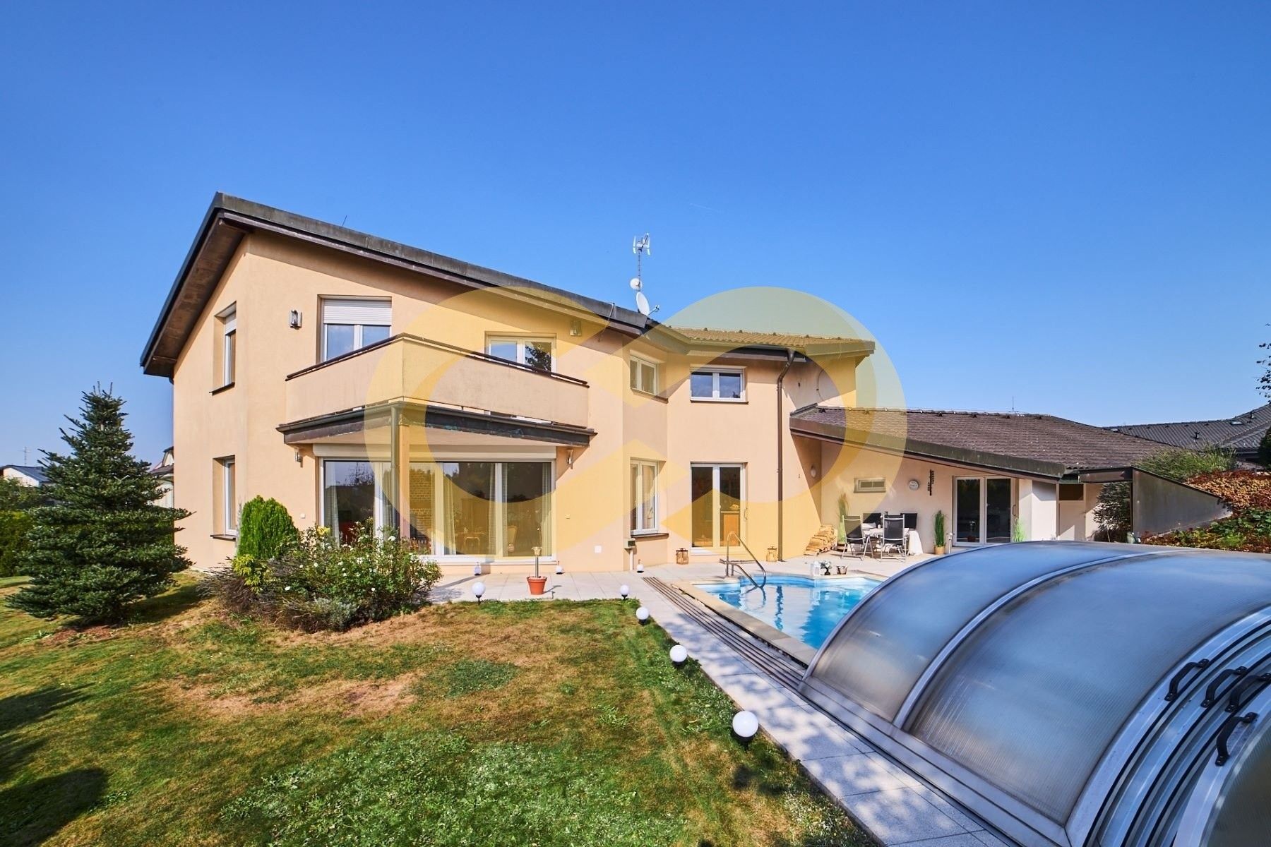 Rodinné domy, Harrachova, Planá nad Lužnicí, 324 m²