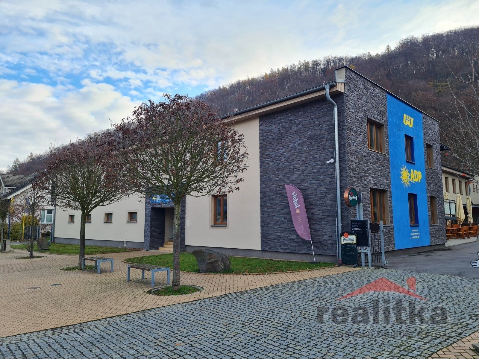 Ubytovací zařízení, Žimrovice, Hradec nad Moravicí, 1 800 m²