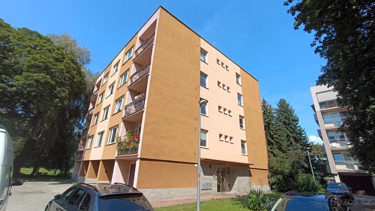 3+1, České Budějovice, 370 04, 98 m²