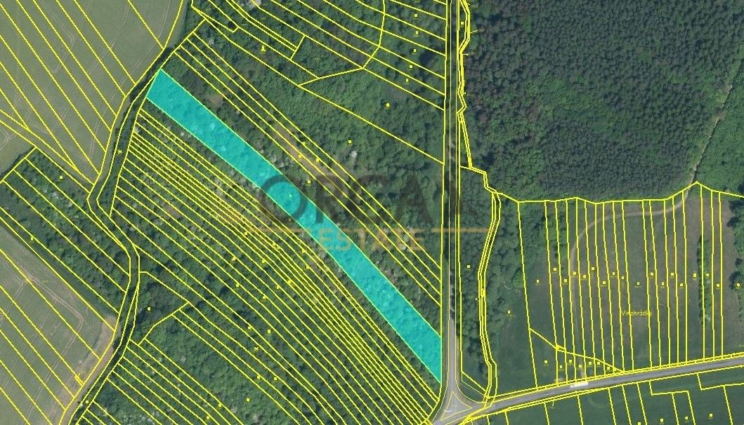 Pozemky pro bydlení, Březolupy, 687 13