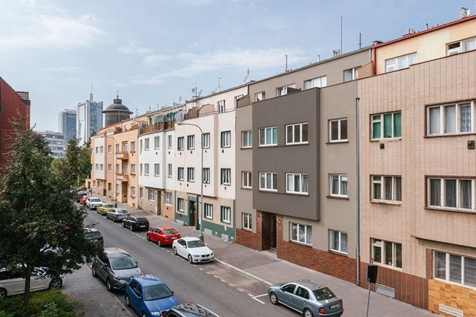 2+kk, Hanusova, Praha, 44 m²