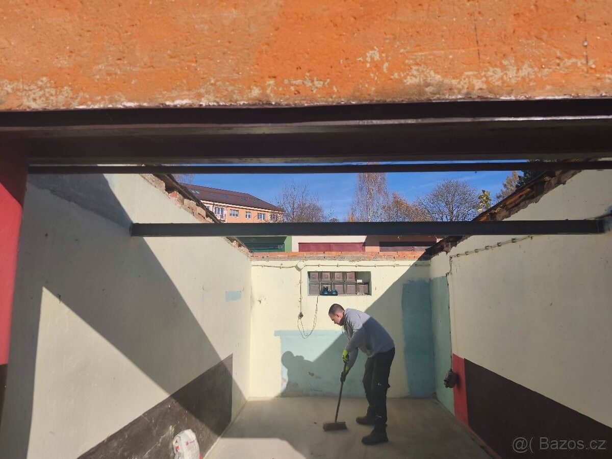 Garáže, Paskov, 739 21