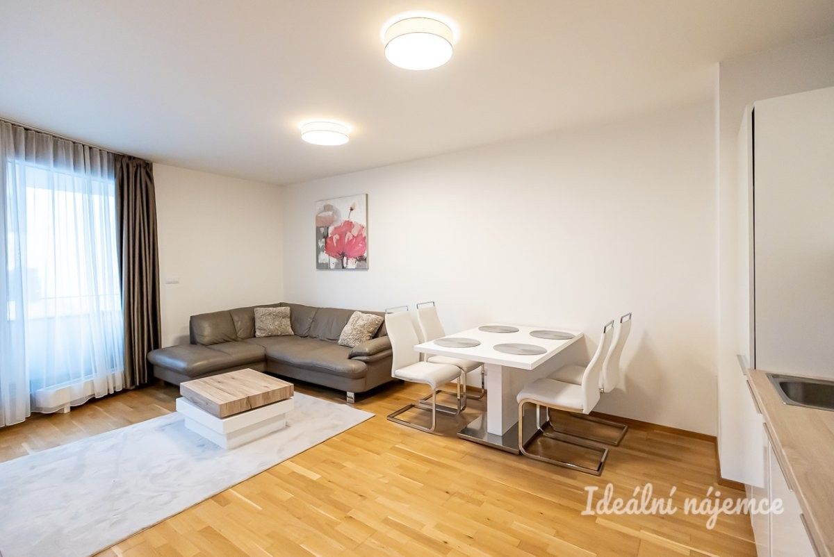 Pronájem byt 2+kk - Davídkova, Praha, 52 m²