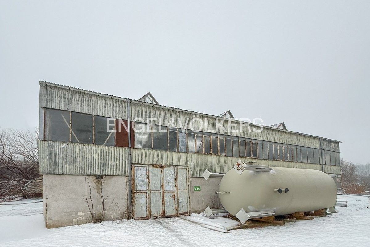 Sklady, Tovární, Rychnov u Jablonce nad Nisou, 702 m²