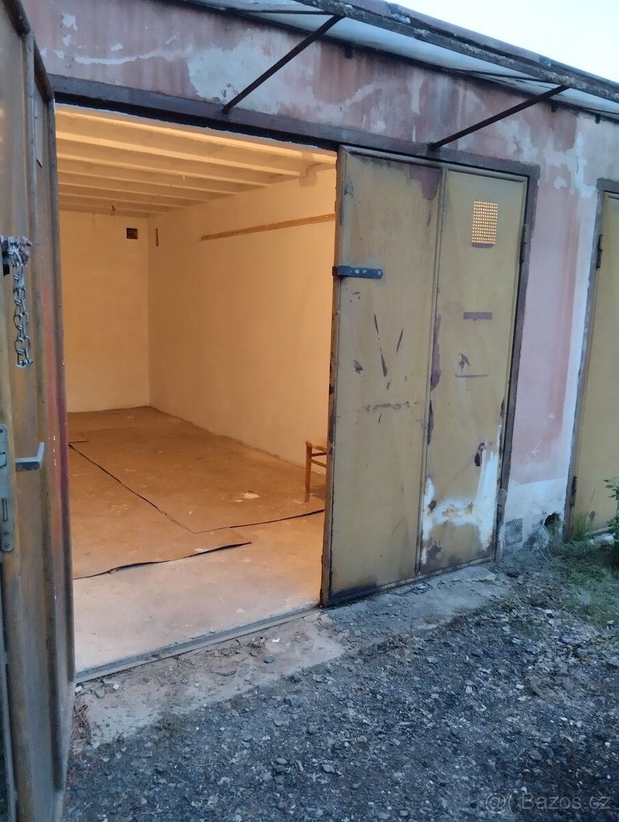 Garáže, Turnov, 511 01