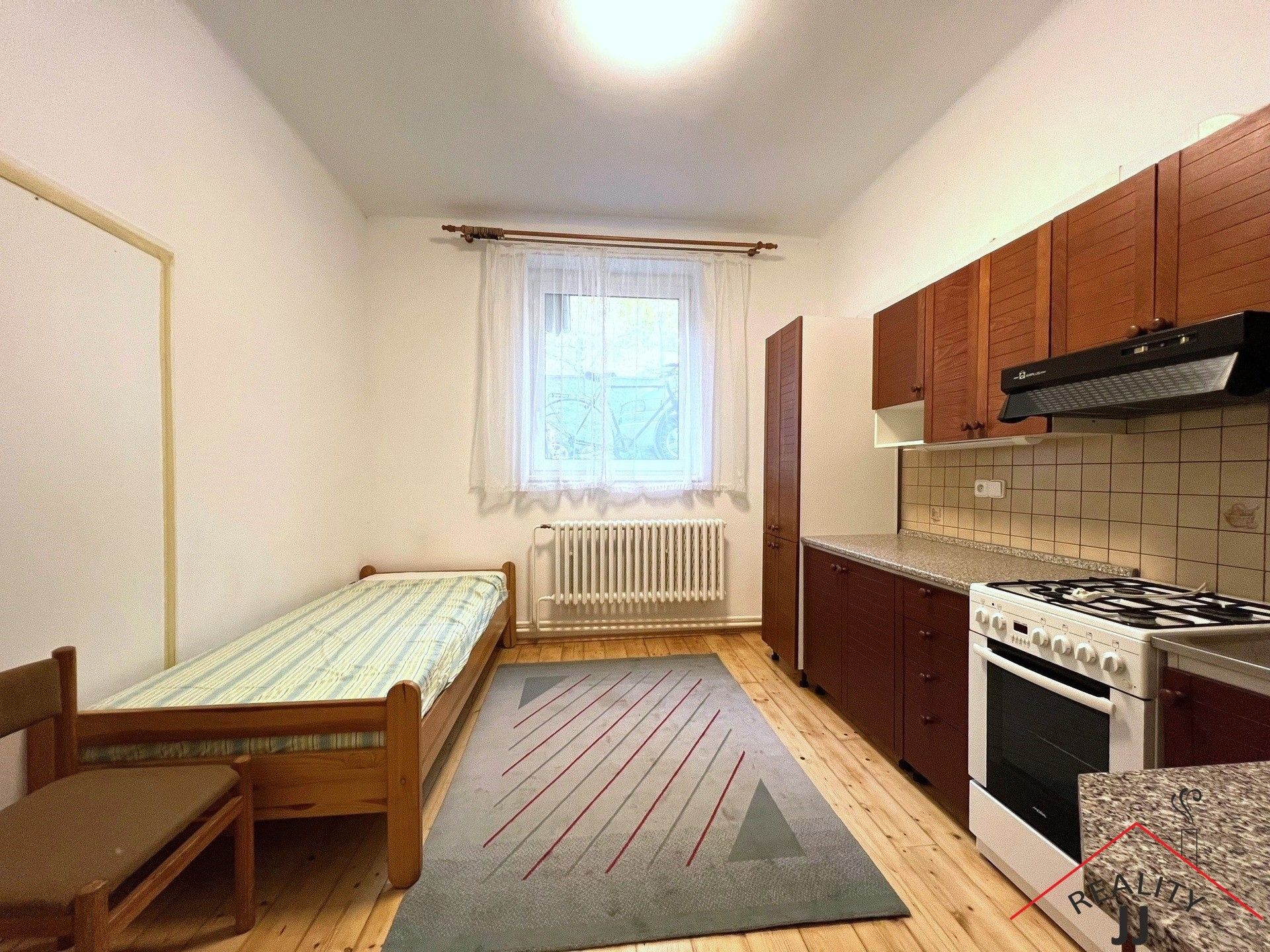 Pronájem byt 1+kk - U třetí baterie, Praha, 26 m²