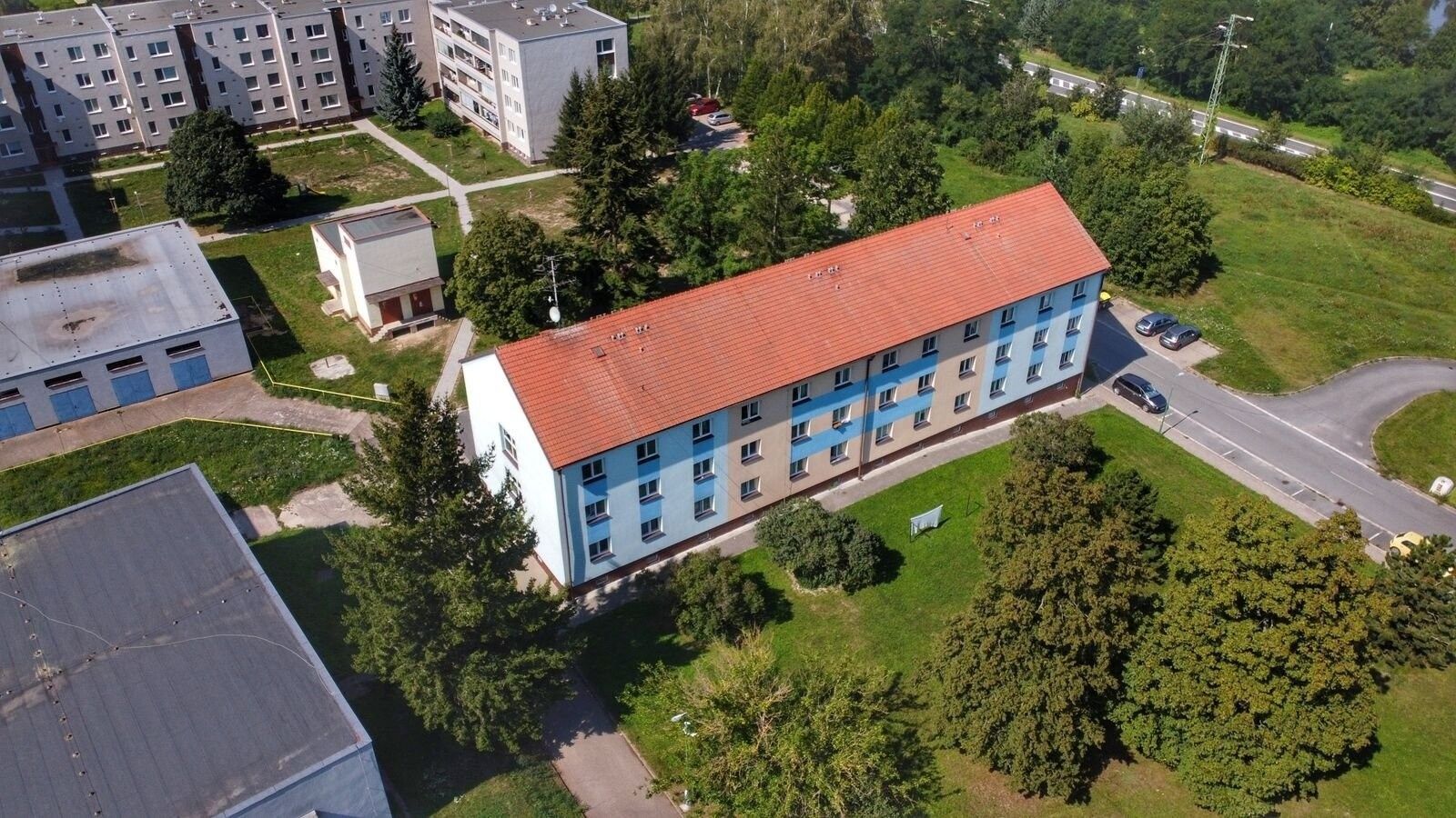 1+kk, Obránců míru, Chvaletice, 13 m²