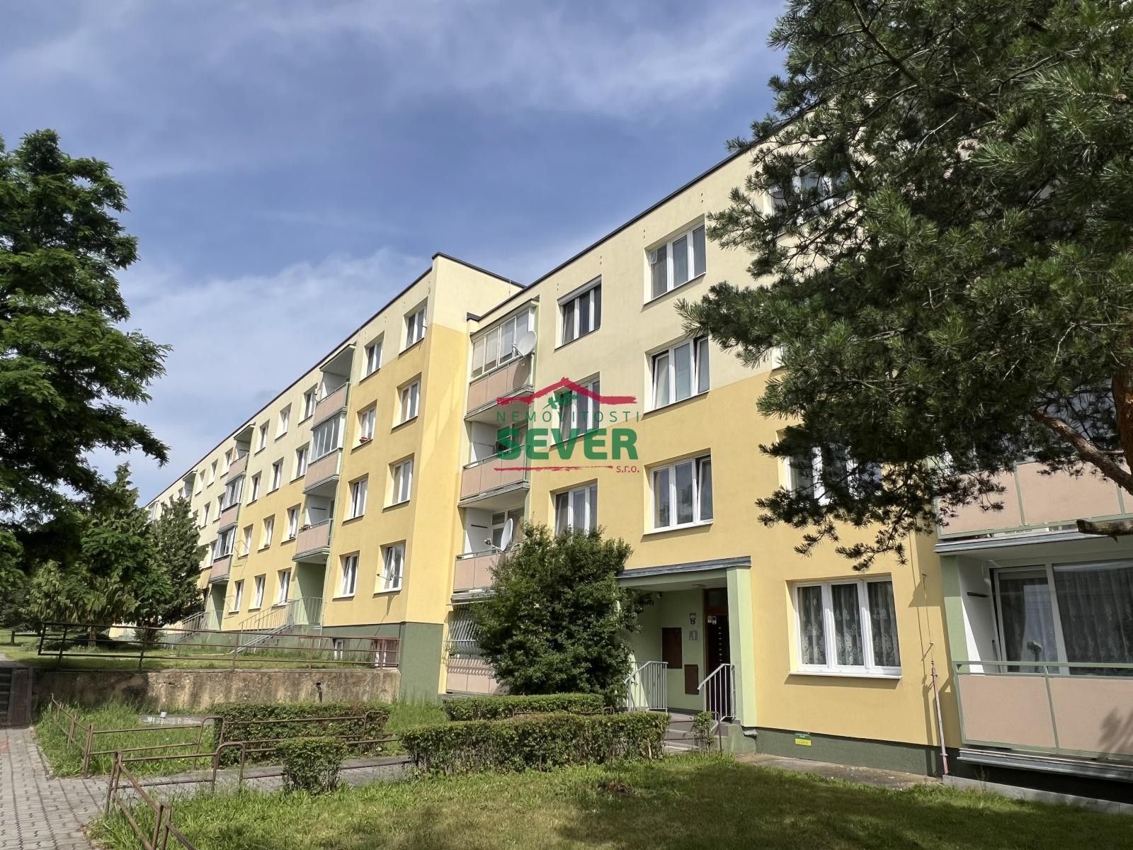 Prodej byt 2+1 - Jiráskovo náměstí, Postoloprty, 49 m²