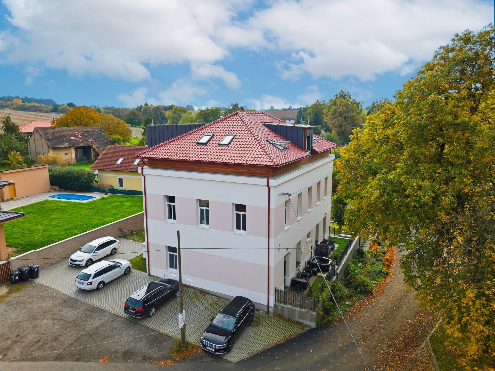 4+kk, Čenětice, Křížkový Újezdec, 158 m²