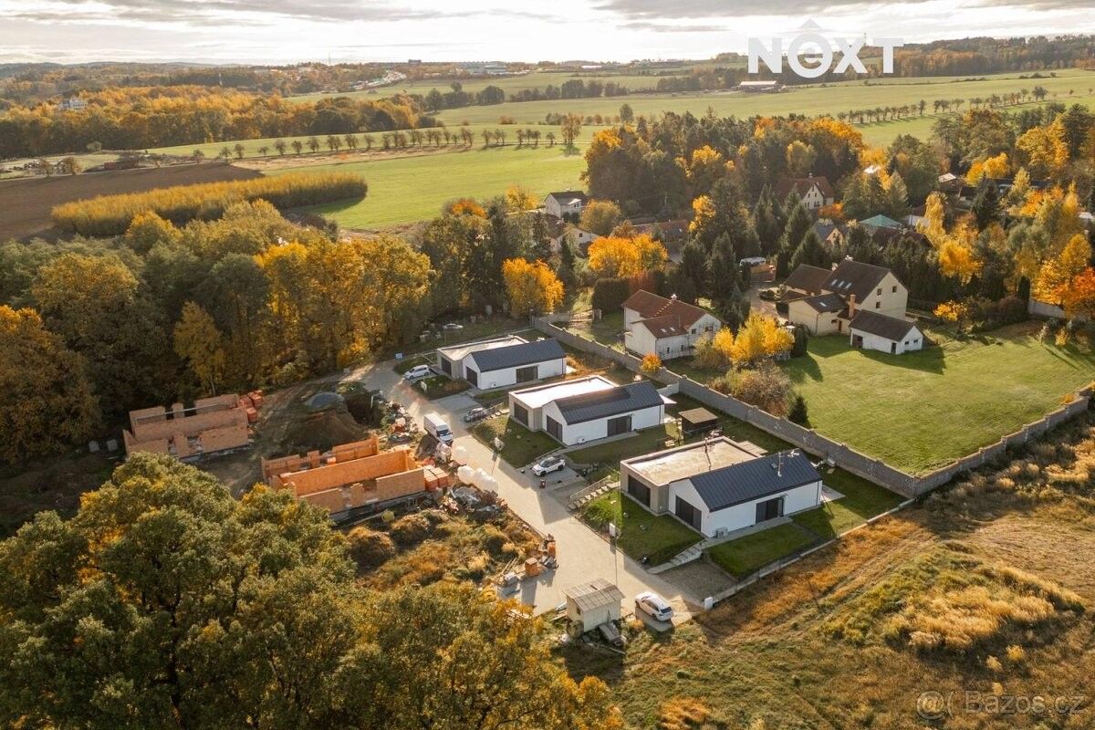 Rodinné domy, Strančice, 251 63