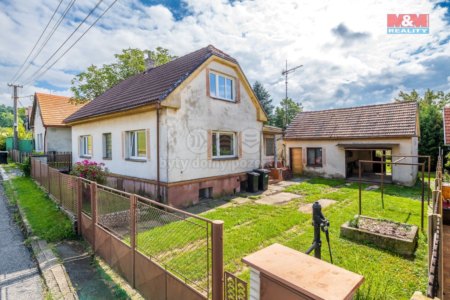 Prodej rodinný dům - Licoměřice, Lipovec, 100 m²