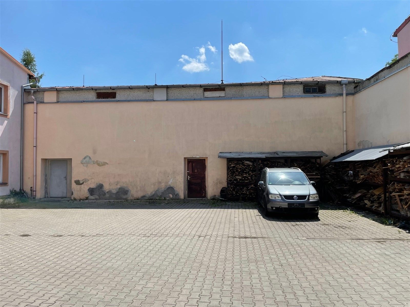 Pronájem sklad - Evropská, Cheb, 156 m²