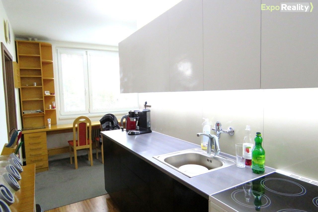 Pronájem byt 2+1 - Štěrkoviště, Otrokovice, 58 m²