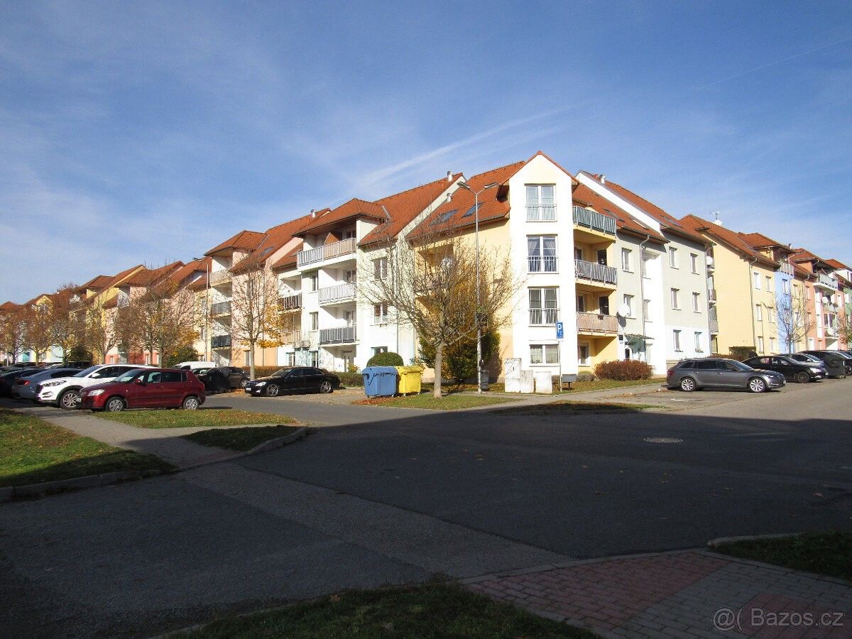 Byty, Tišnov, 666 01