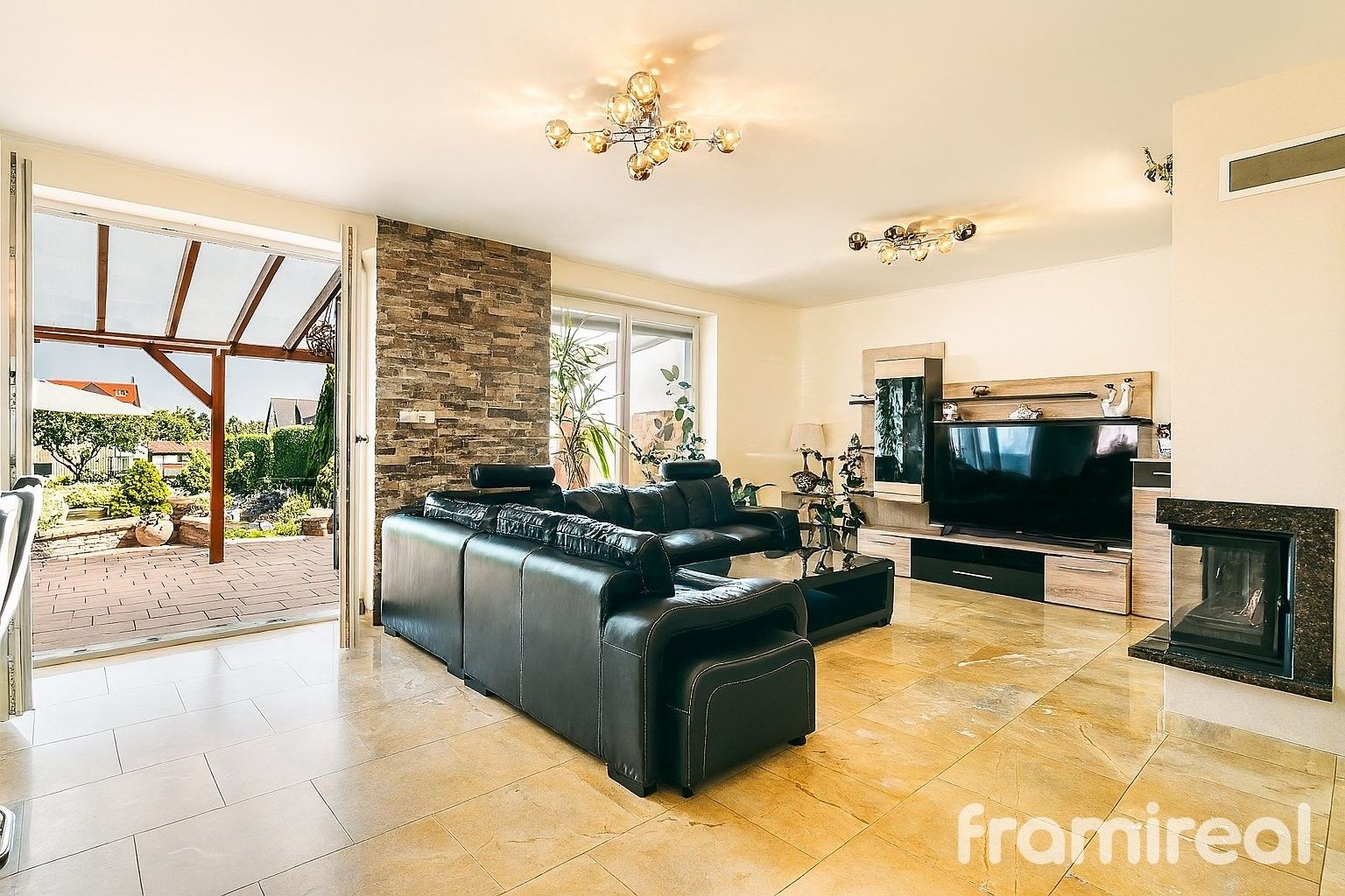 Rodinné domy, Zahradní, Blučina, 151 m²