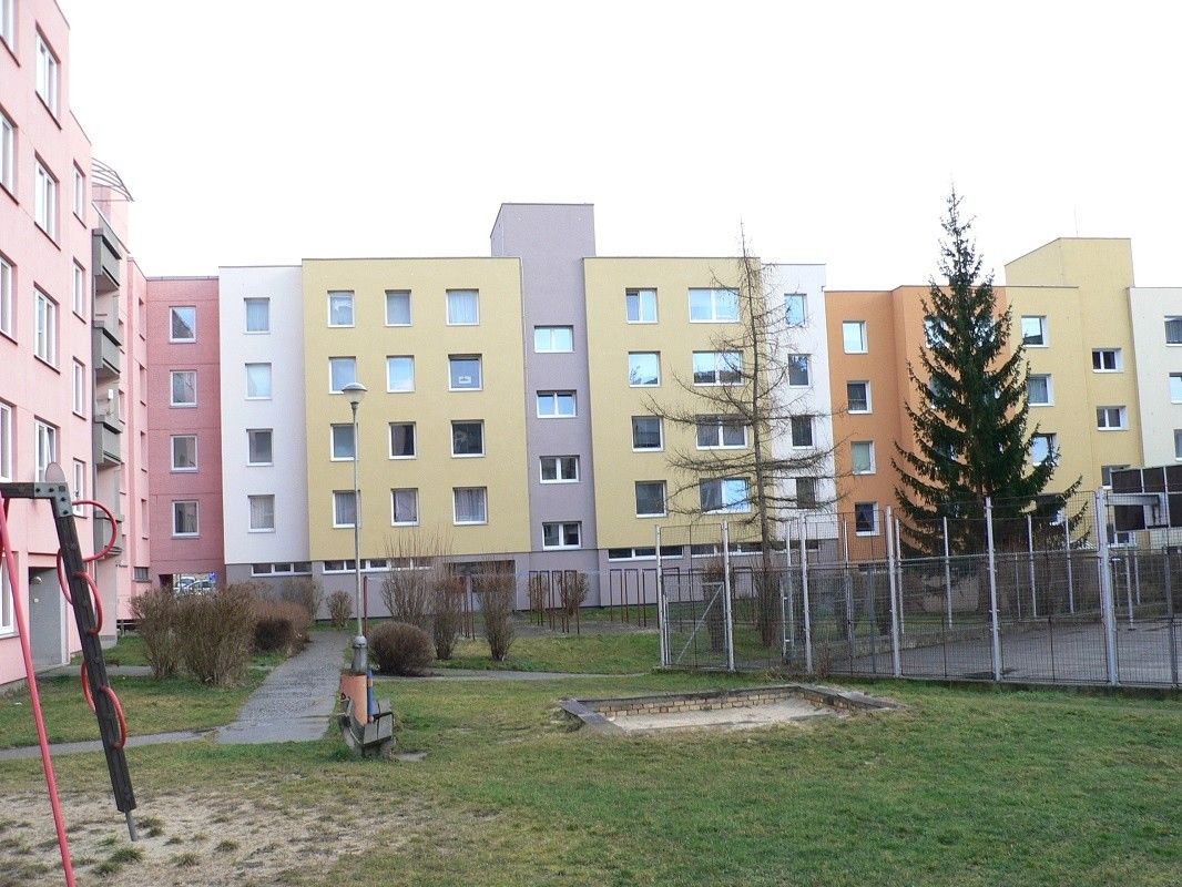 Prodej byt 4+1 - Blatná, 388 01, 14 m²