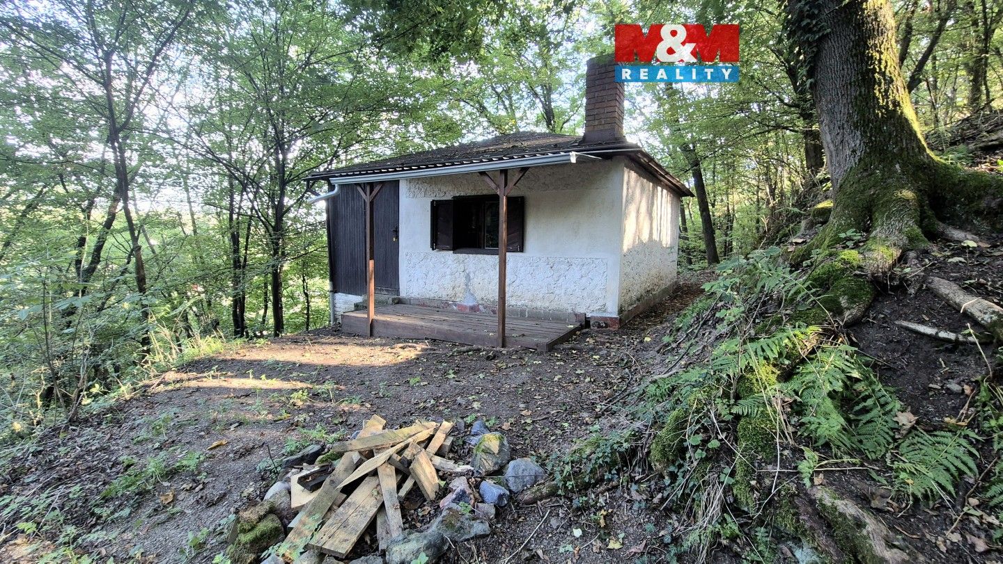 Chaty, Újezd nad Zbečnem, Zbečno, 33 m²