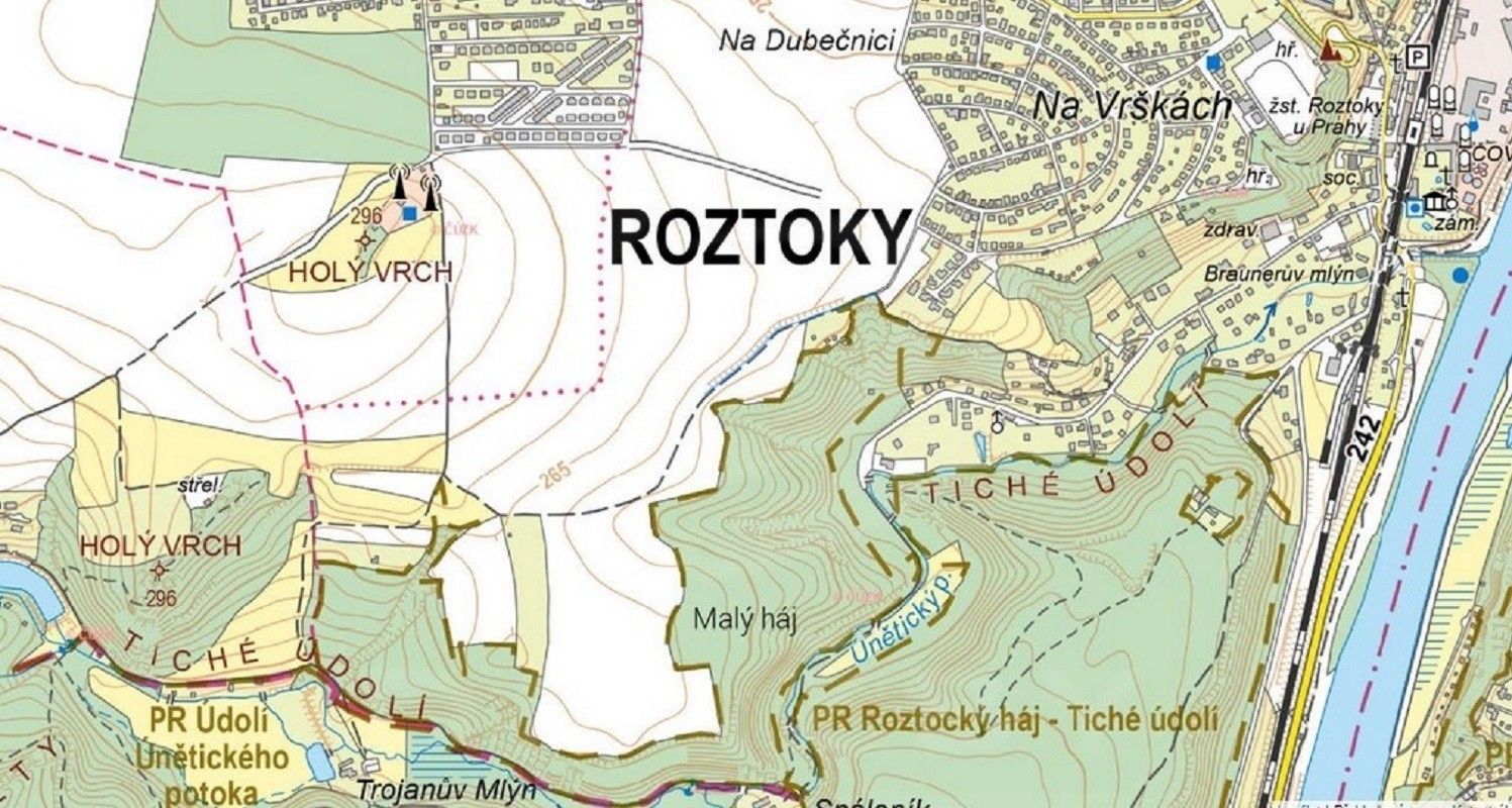 Prodej pozemek - Nádražní, Roztoky, 982 m²