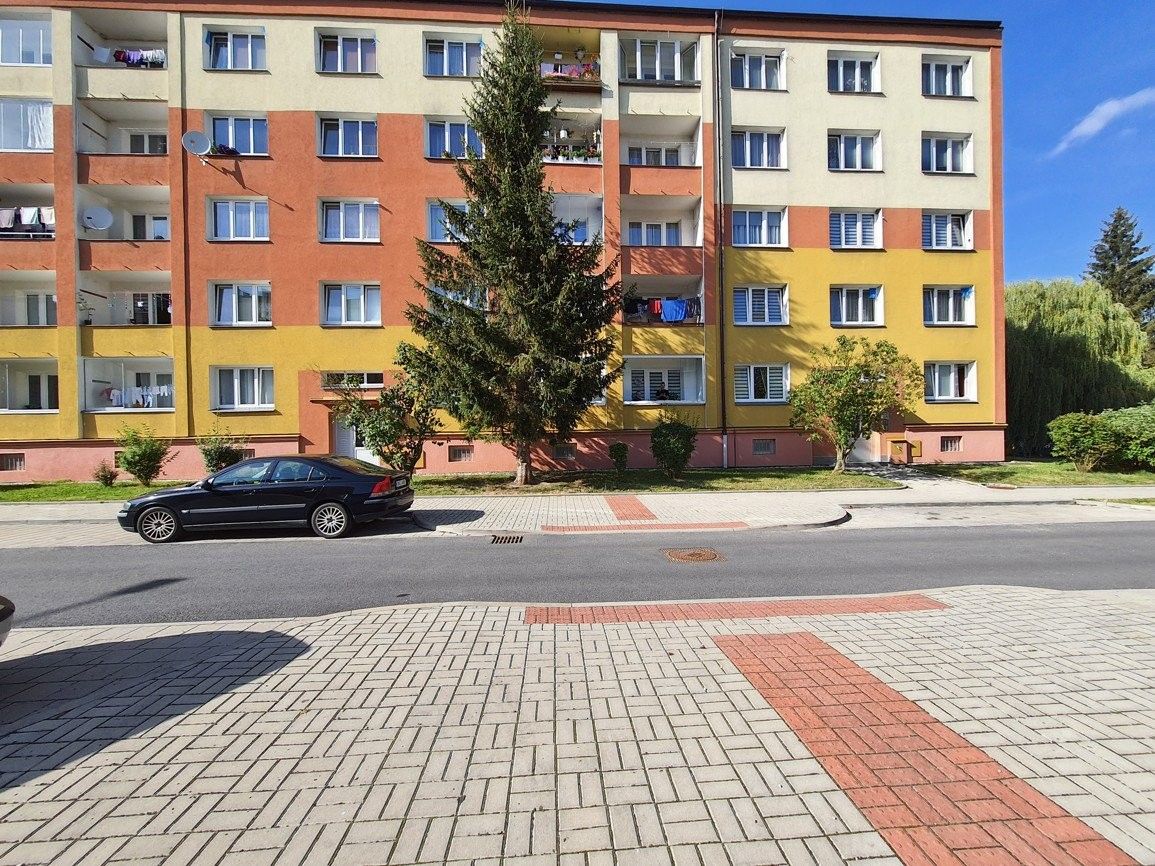 3+1, V Zahradách, Cheb, 68 m²