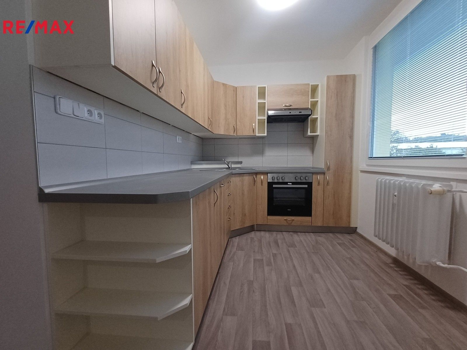 3+1, Na Severním sídlišti III, Sedlčany, 72 m²