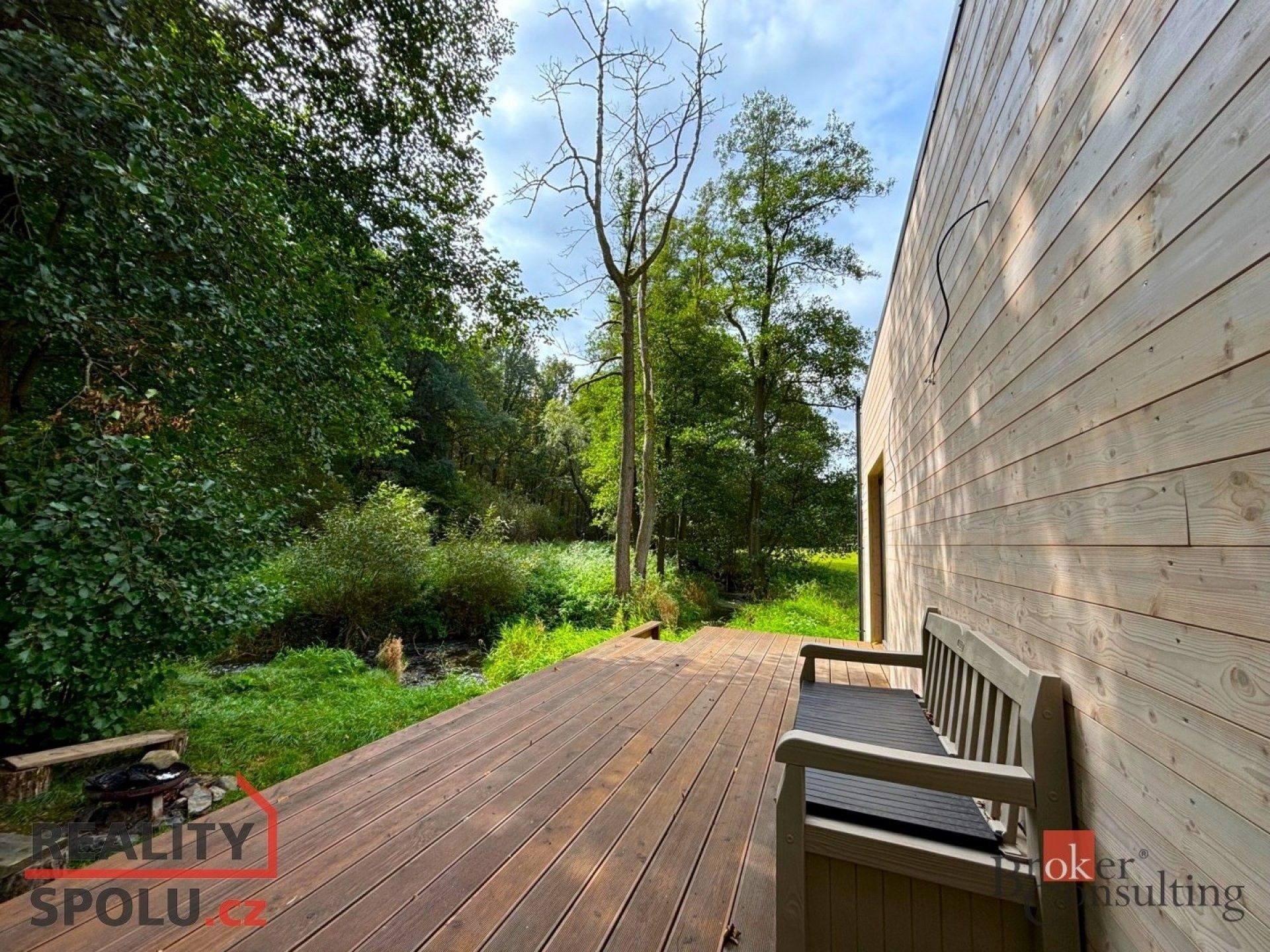 Louky, Rybníky, 1 277 m²