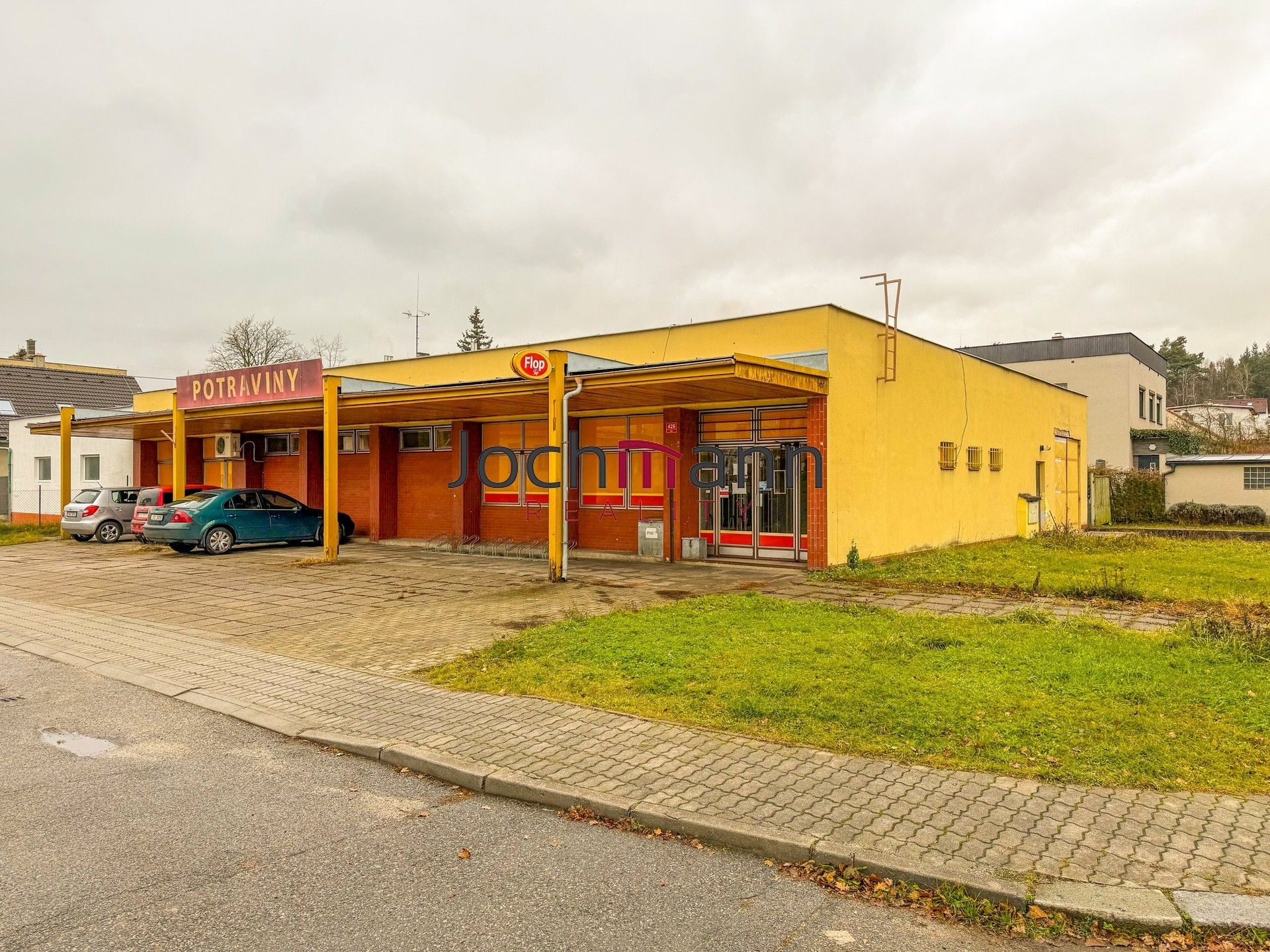 Prodej obchodní prostory - Tovární, Zliv, 450 m²