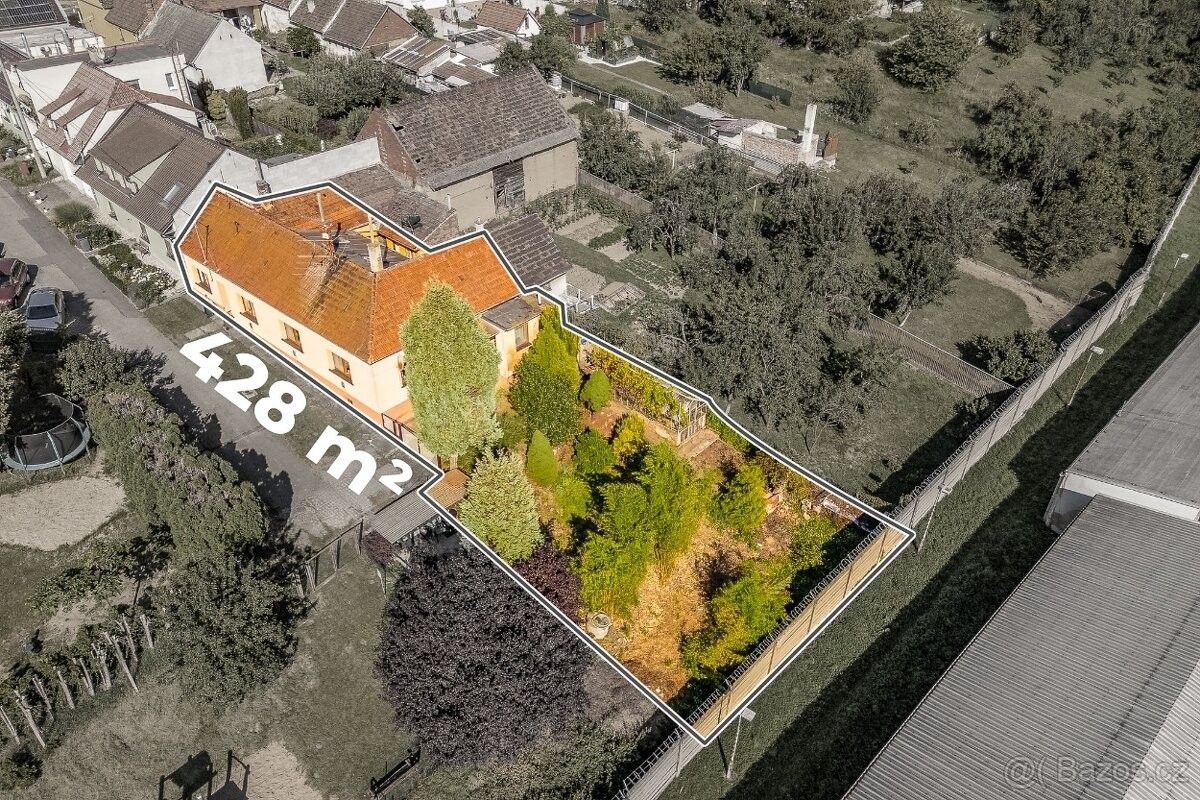 Rodinné domy, Uherský Brod, 688 01