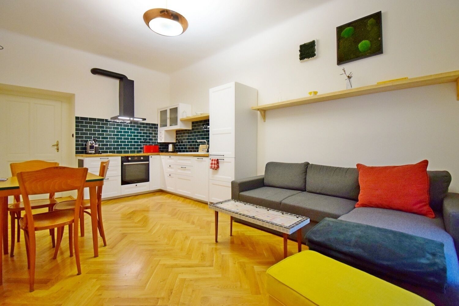 3+kk, Roháčova, Praha, 60 m²