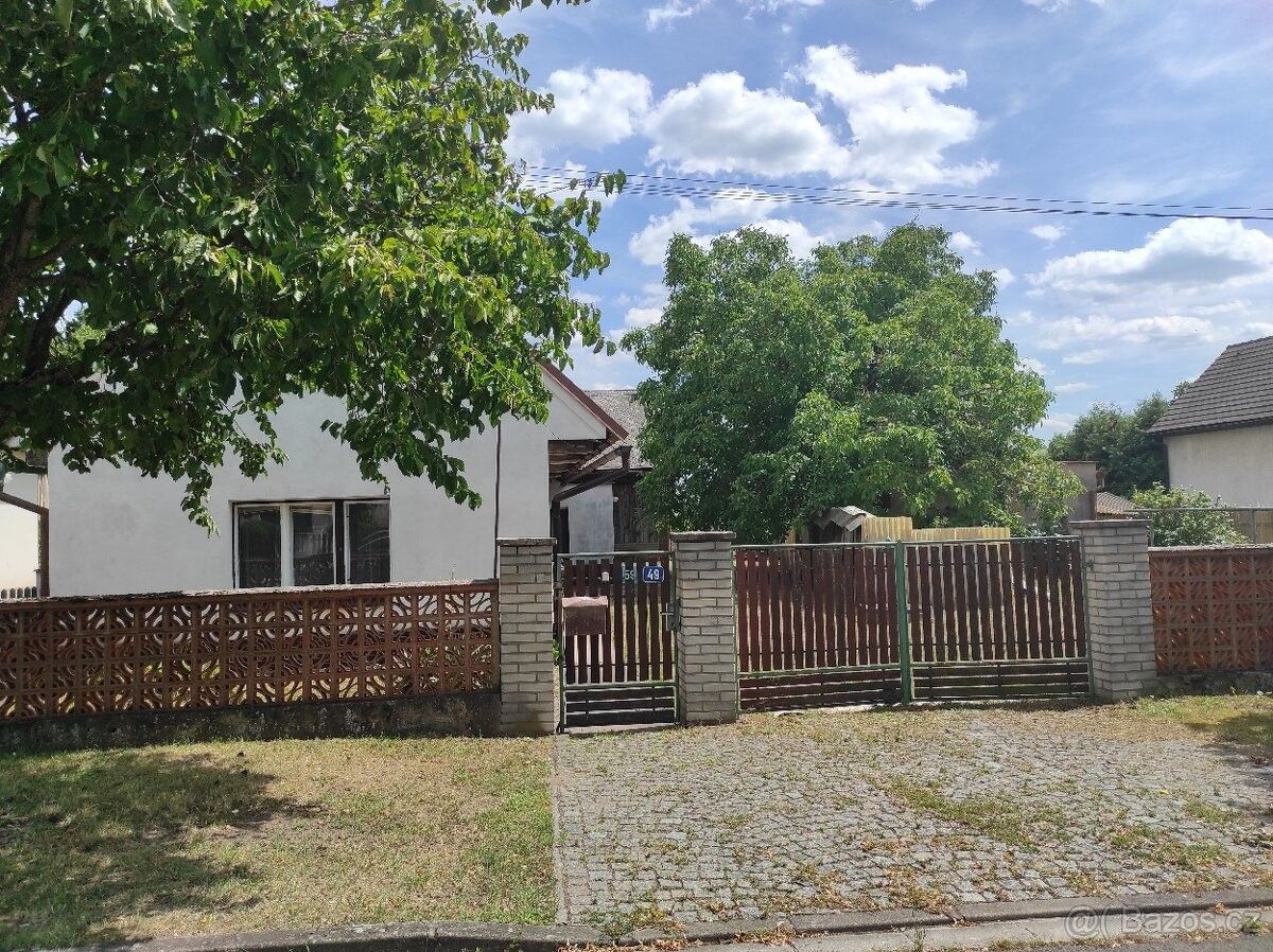 Prodej dům - Hradec Králové, 503 41, 140 m²