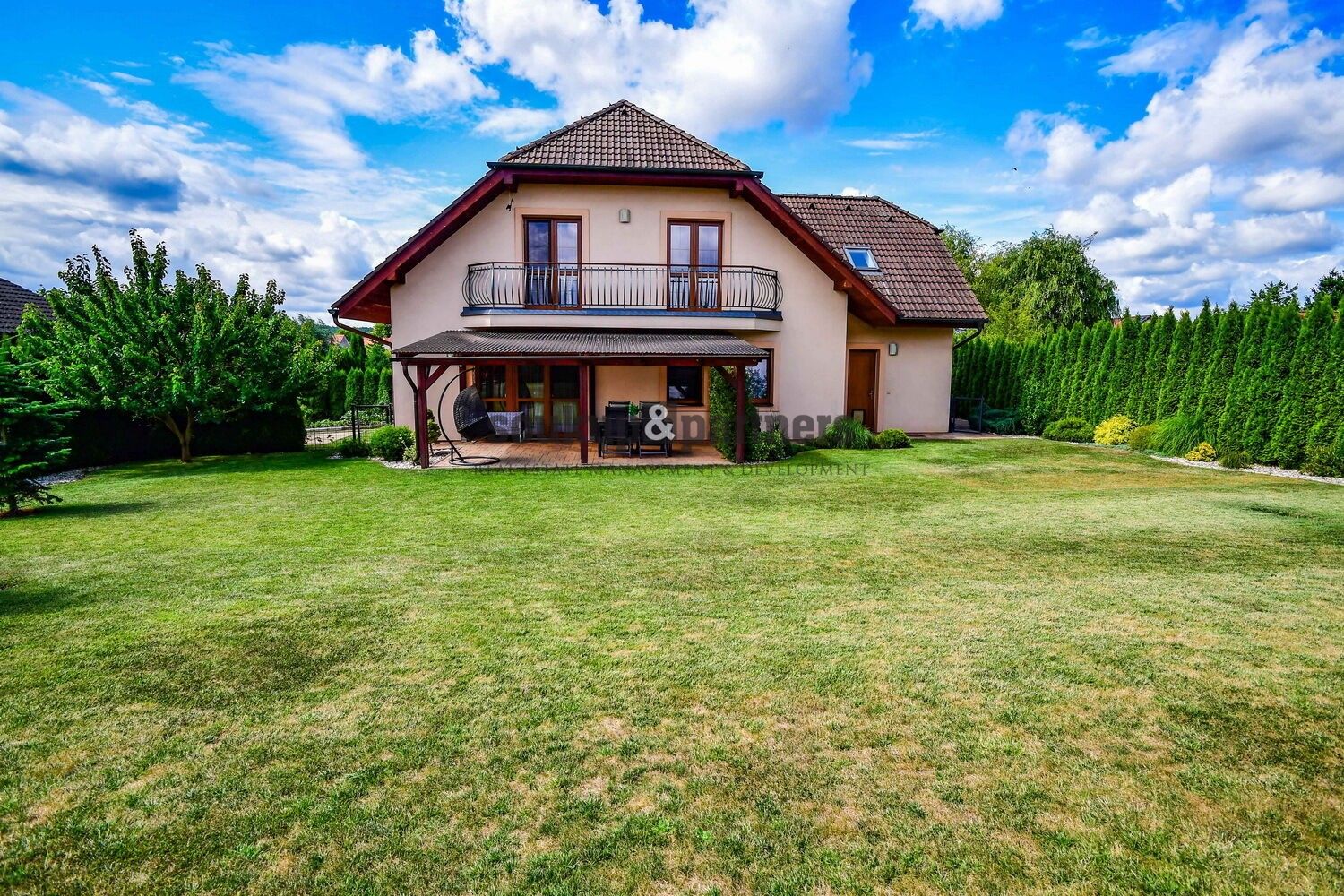 Prodej rodinný dům - Rohatsko, 274 m²