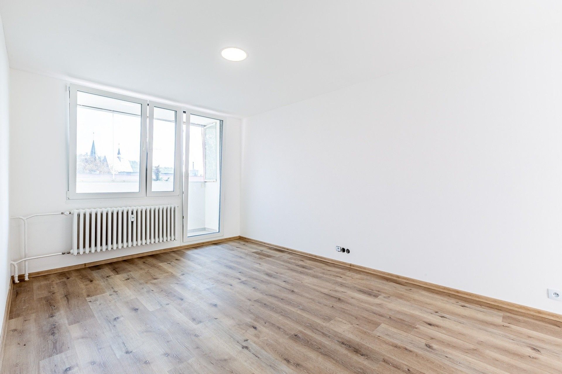 Pronájem byt 2+kk - Všehlušická, Slaný, 46 m²