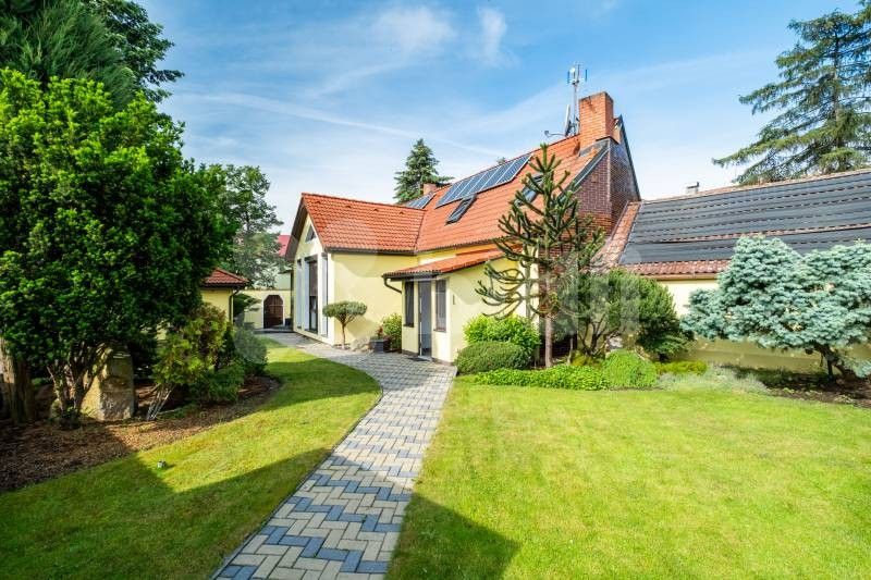 Prodej dům - Dukelských hrdinů, Mariánské Radčice, 266 m²