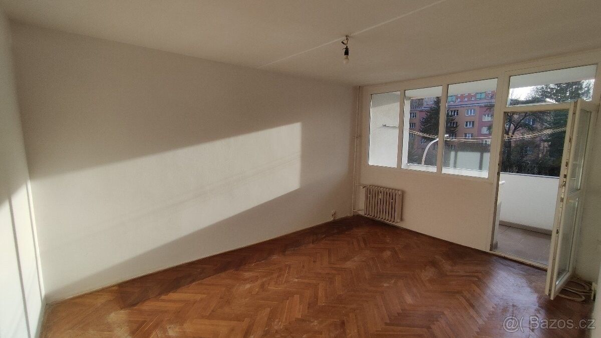 3+1, Karlovy Vary, 360 17, 84 m²