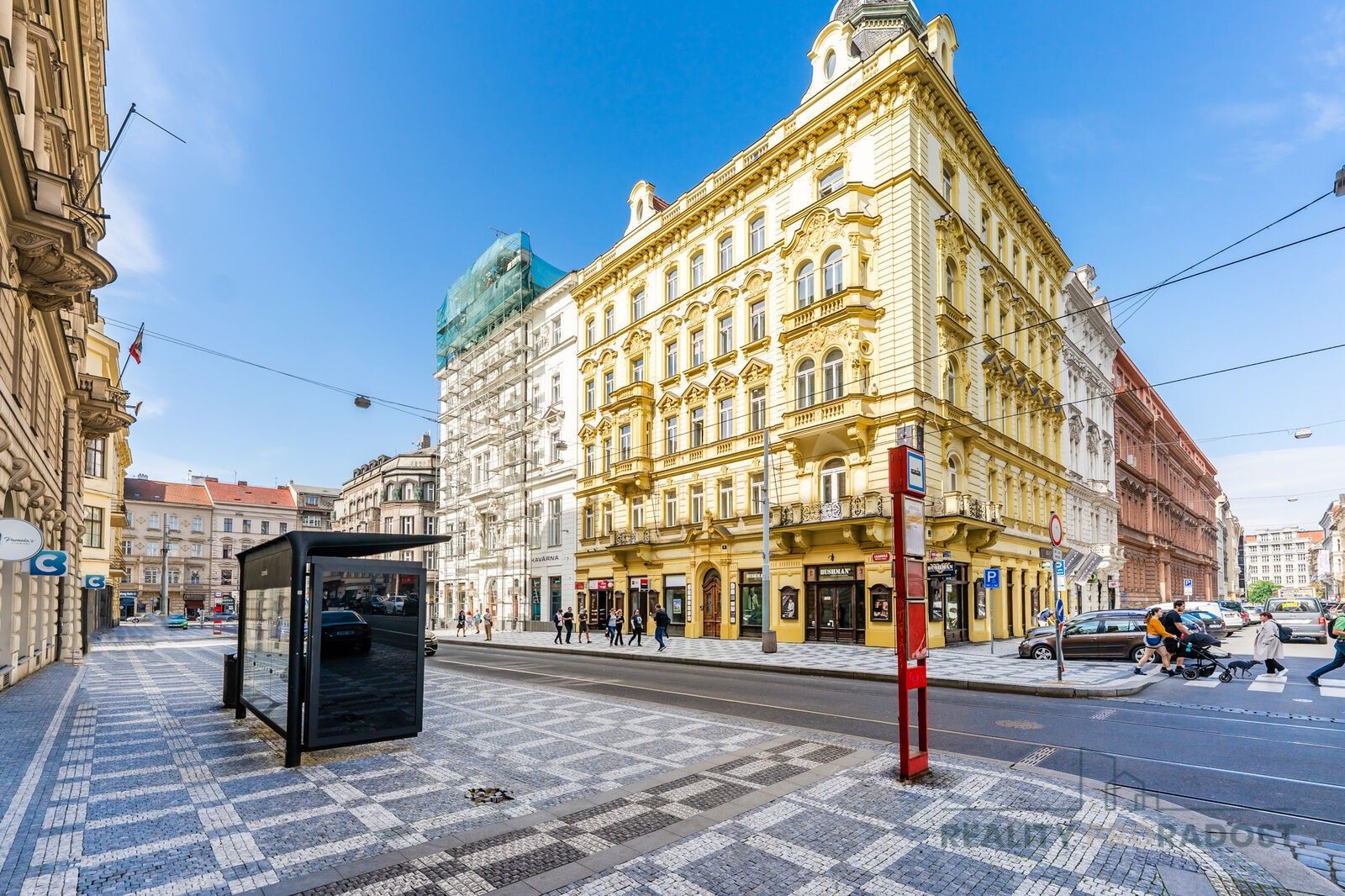 Pronájem obchodní prostory - Lazarská, Praha, 120 m²