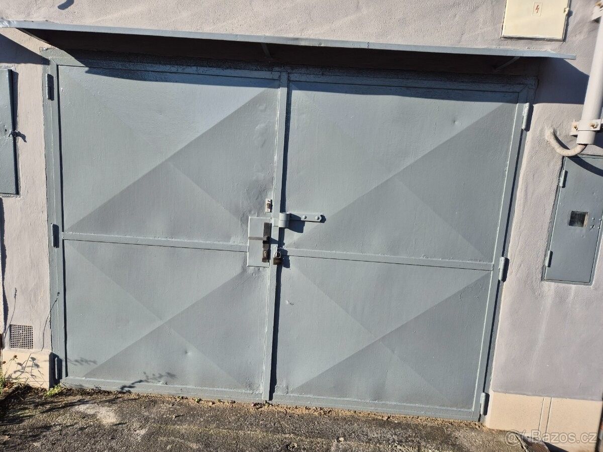 Garáže, Frenštát pod Radhoštěm, 744 01