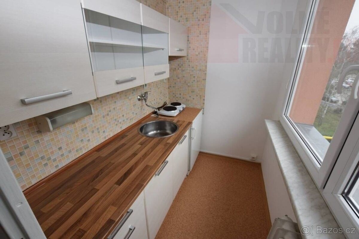 1+kk, Praha, 140 00, 27 m²