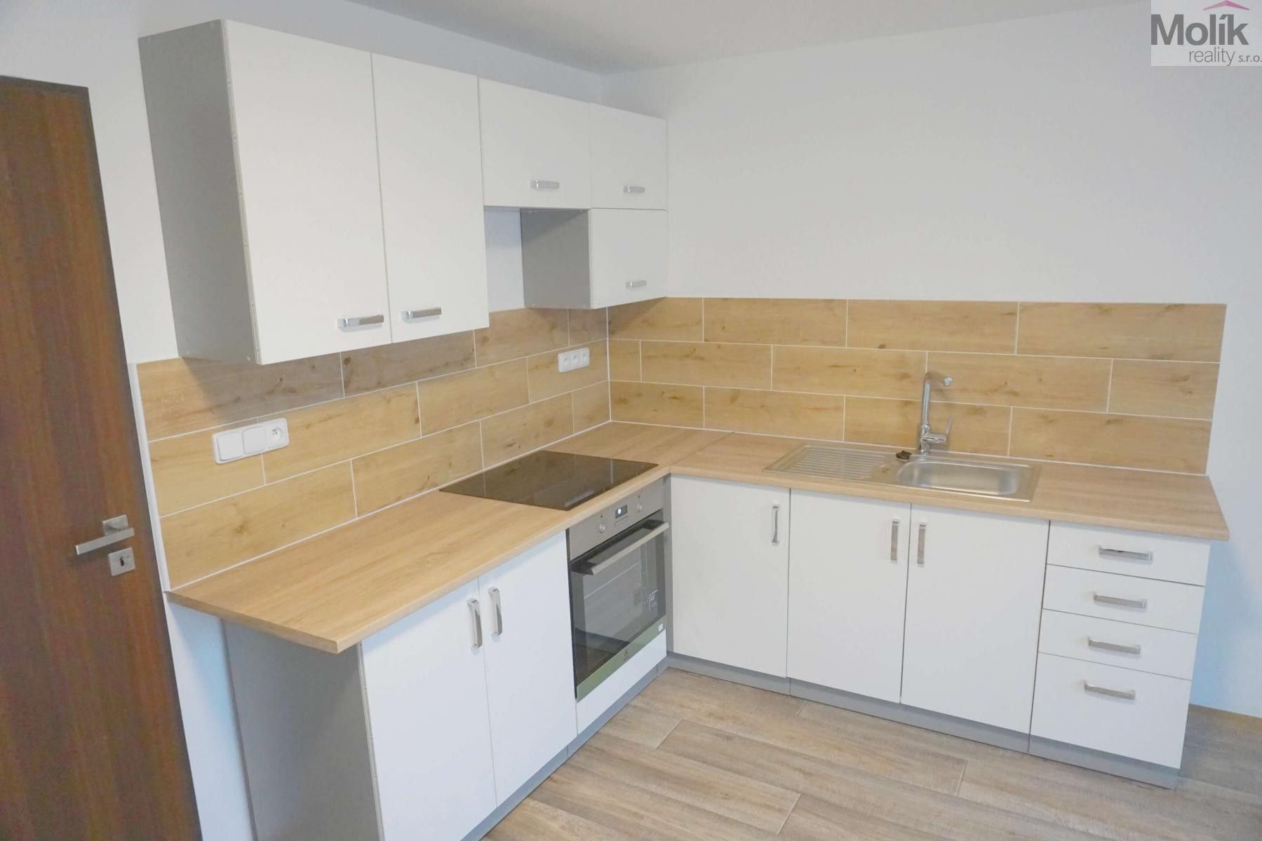 3+kk, Tržní, Litvínov, 64 m²