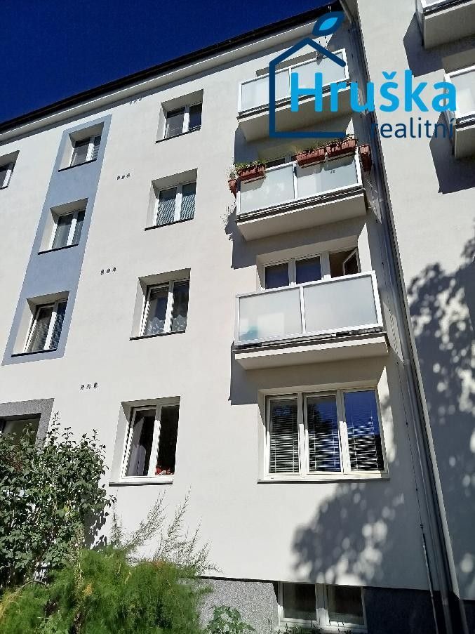 2+1, Benešovo náměstí, Pardubice, 56 m²