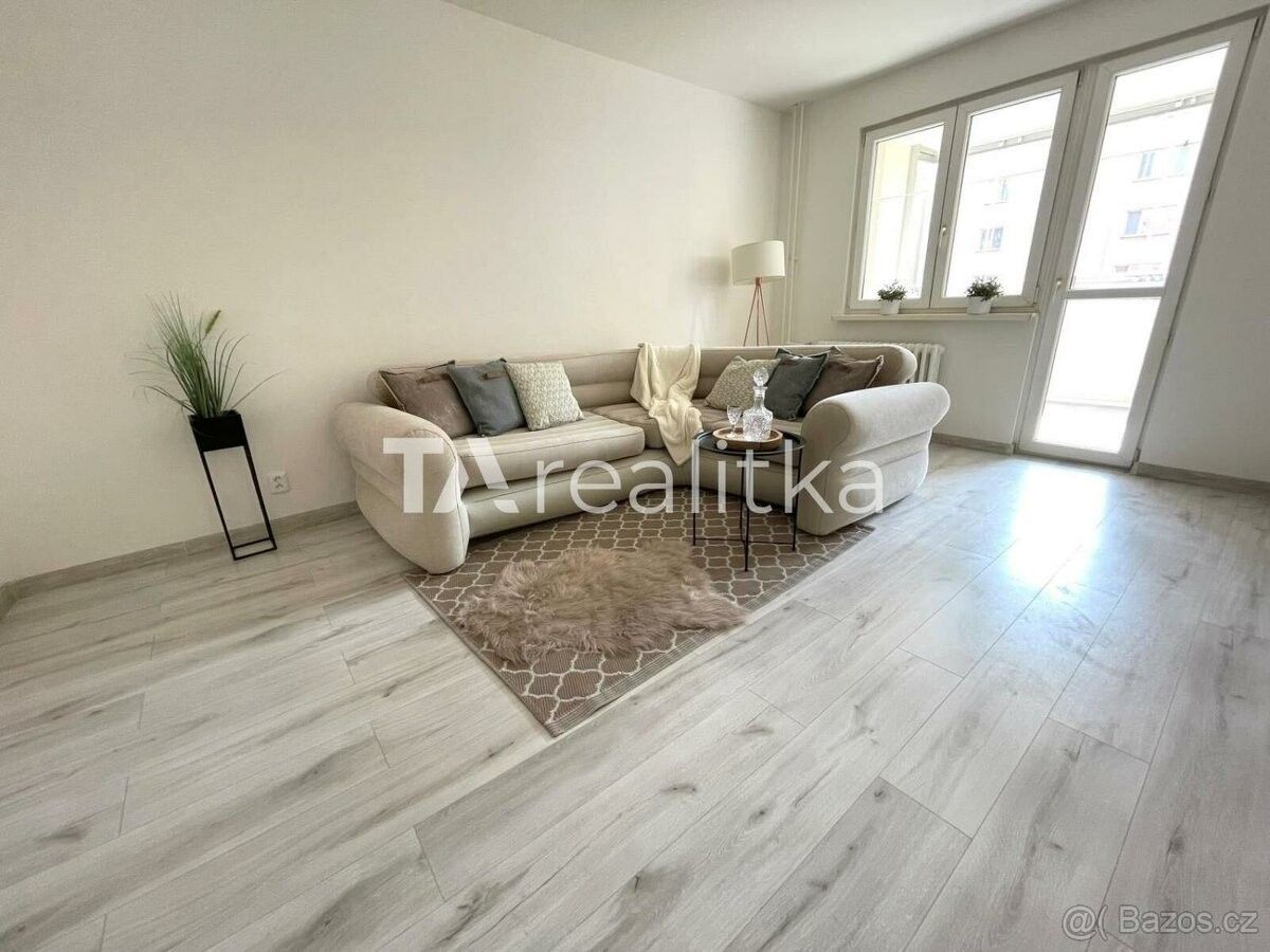 Prodej byt 2+1 - Karviná, 734 01, 55 m²