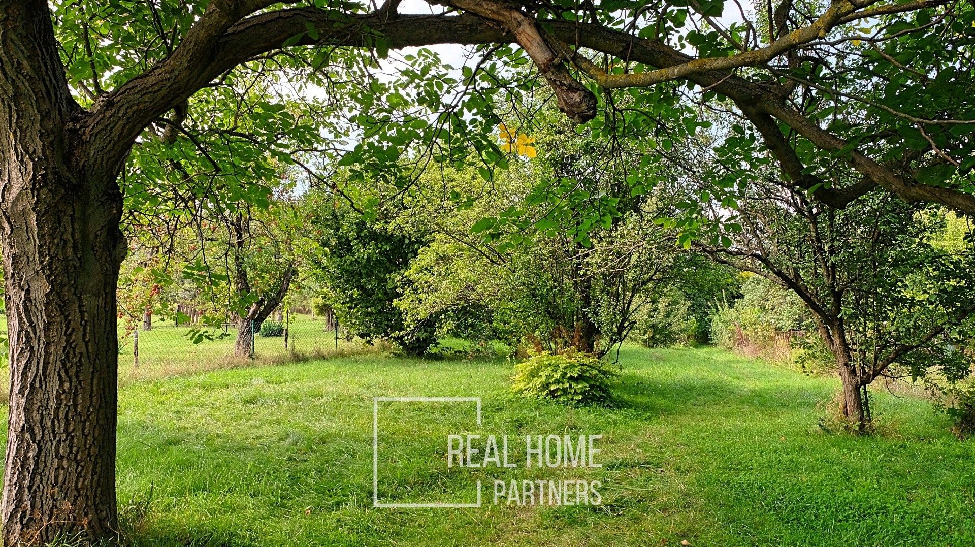 Prodej zahrada - Brno-Medlánky, Brno, 1 911 m²