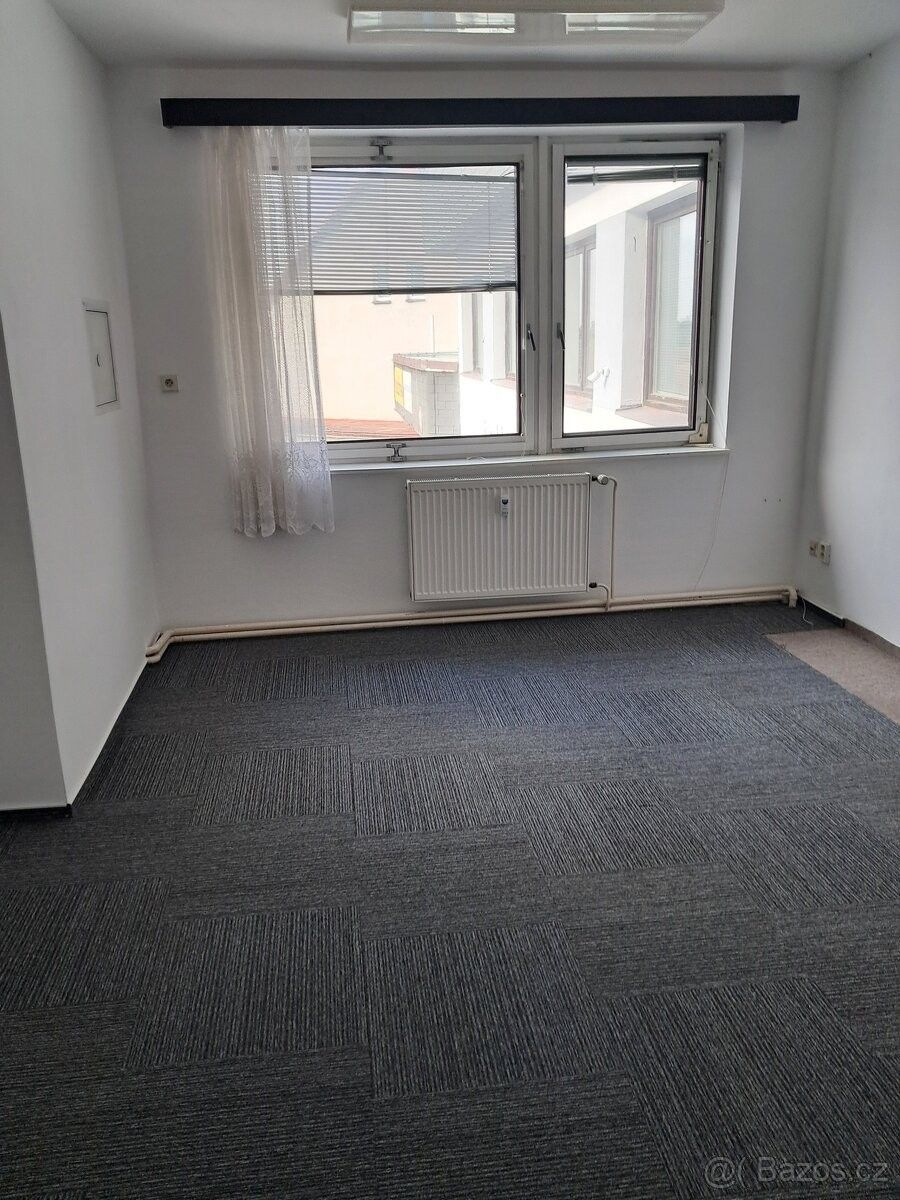 Kanceláře, Skuteč, 539 73