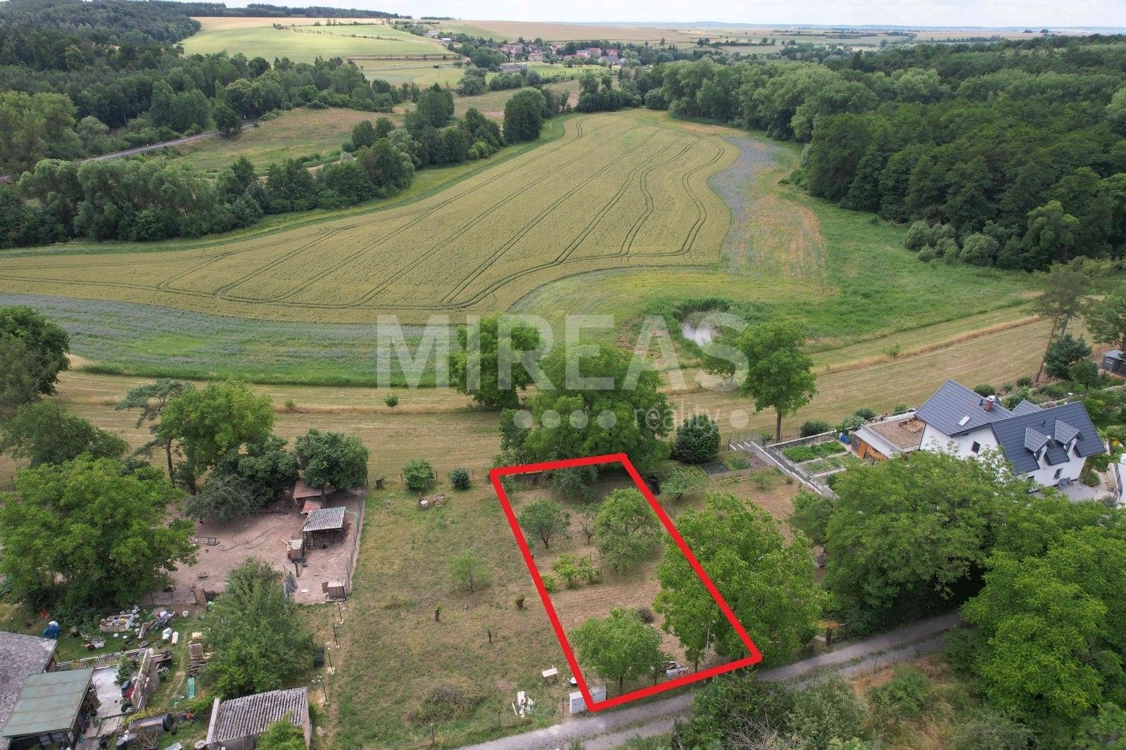 Pozemky pro bydlení, Košátky, 637 m²