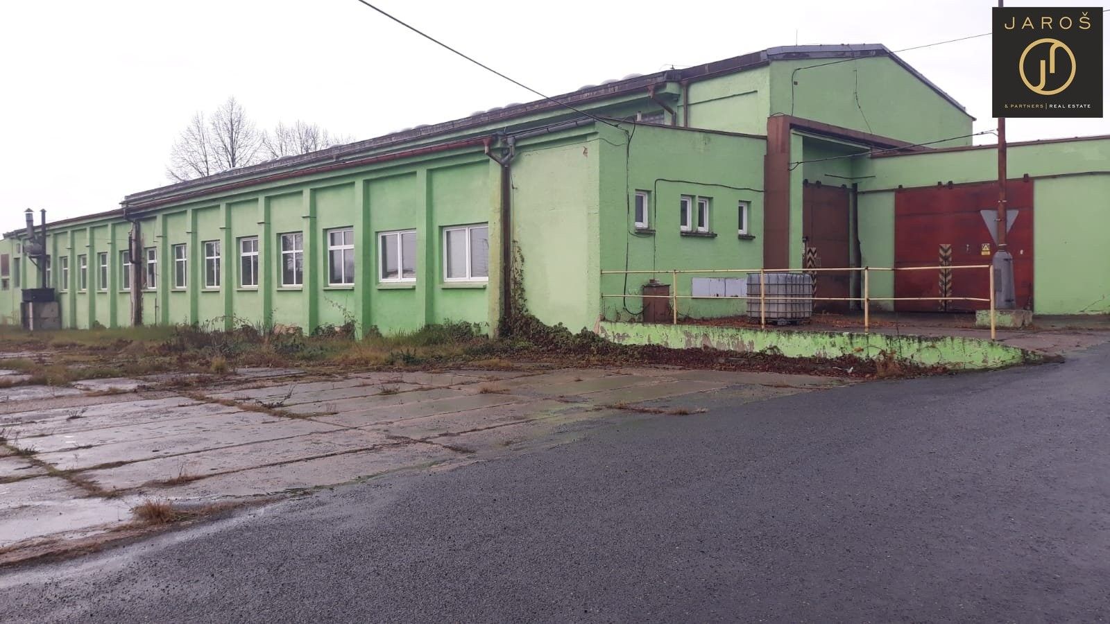 Výrobní prostory, Vidhostická, Vroutek, 1 082 m²