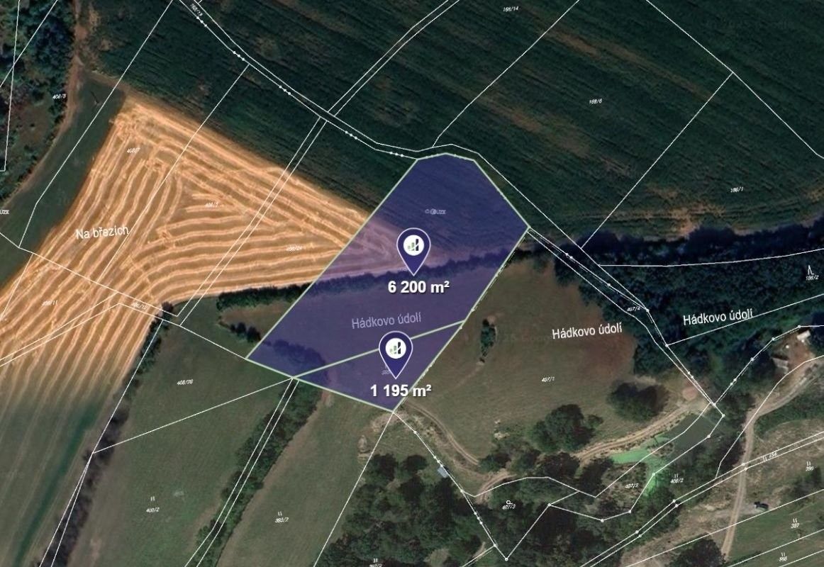 Zemědělské pozemky, Měrotín, 2 465 m²