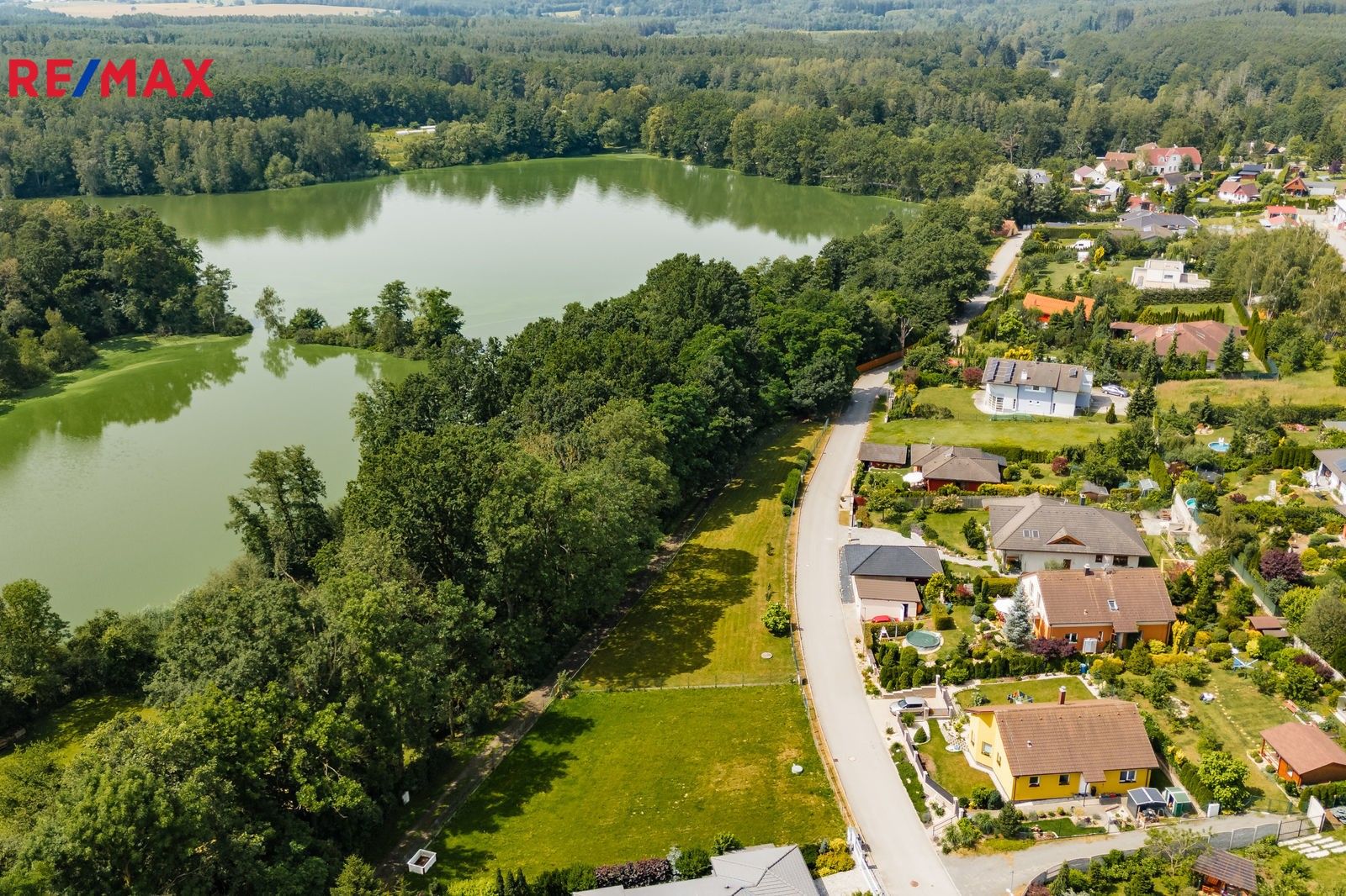 Pronájem pozemek pro bydlení - Planá nad Lužnicí, 1 304 m²