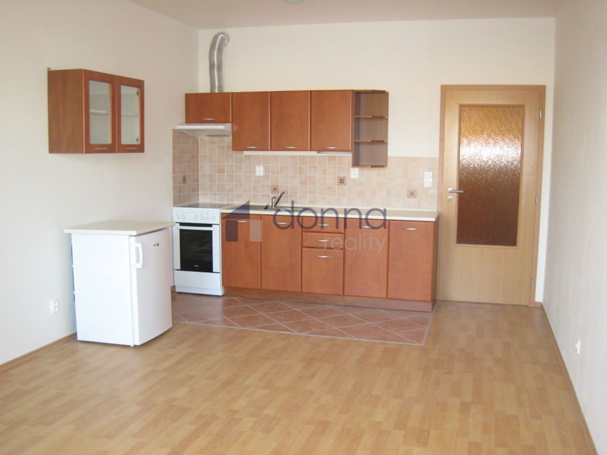 1+kk, Strančická, Praha, 27 m²