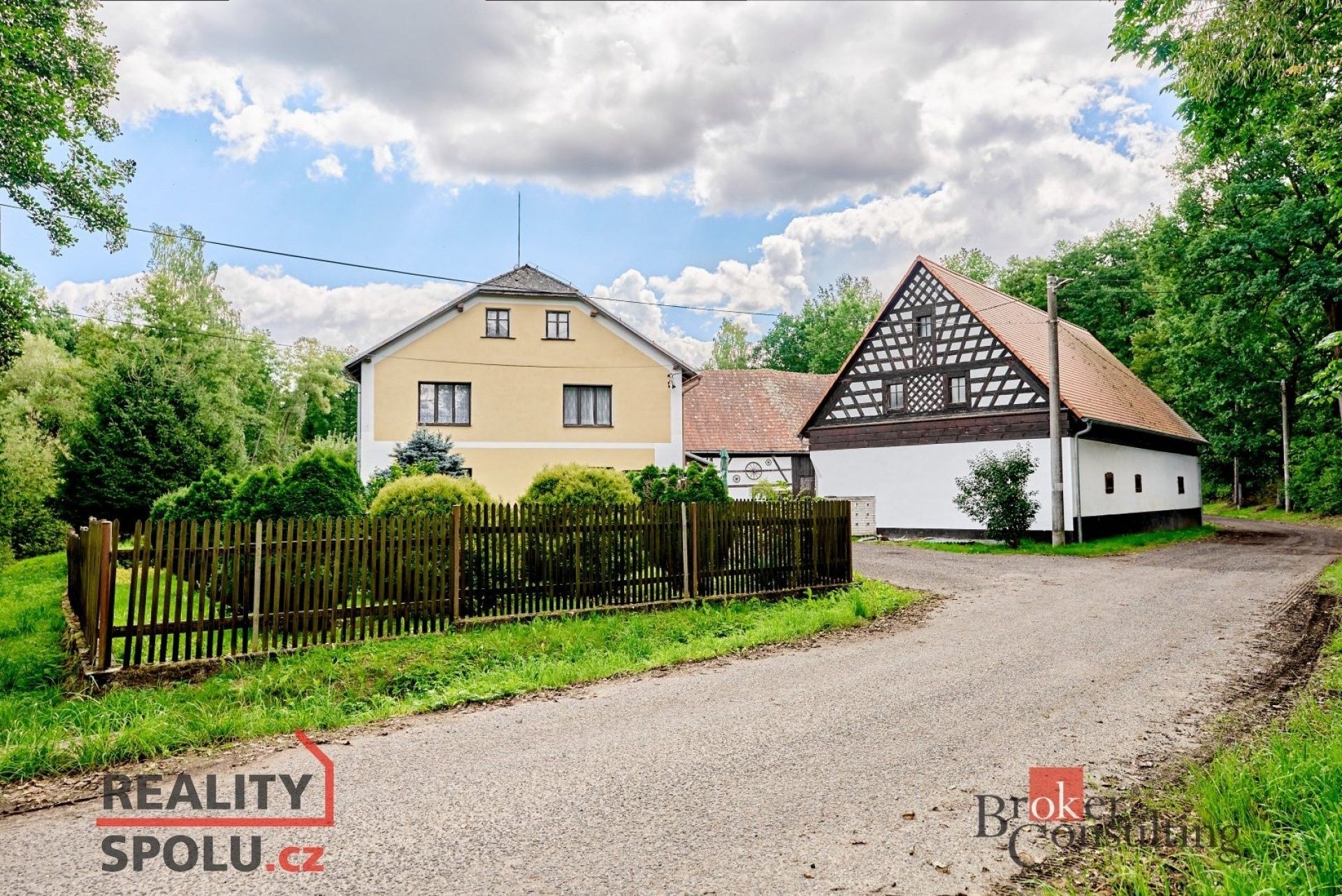 Prodej zemědělská usedlost - Okrouhlá, 280 m²