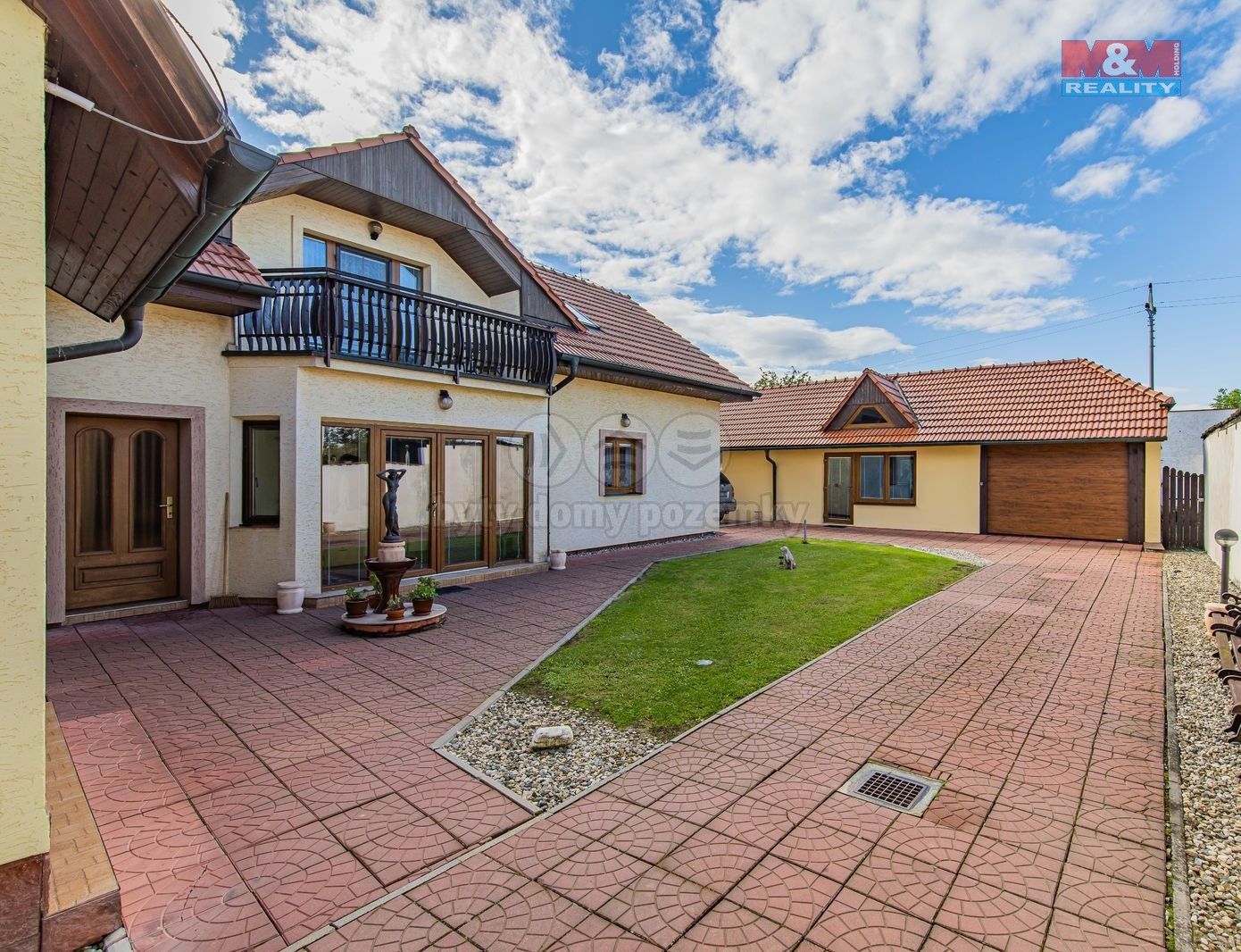 Prodej rodinný dům - Třebízského, Červenka, 440 m²