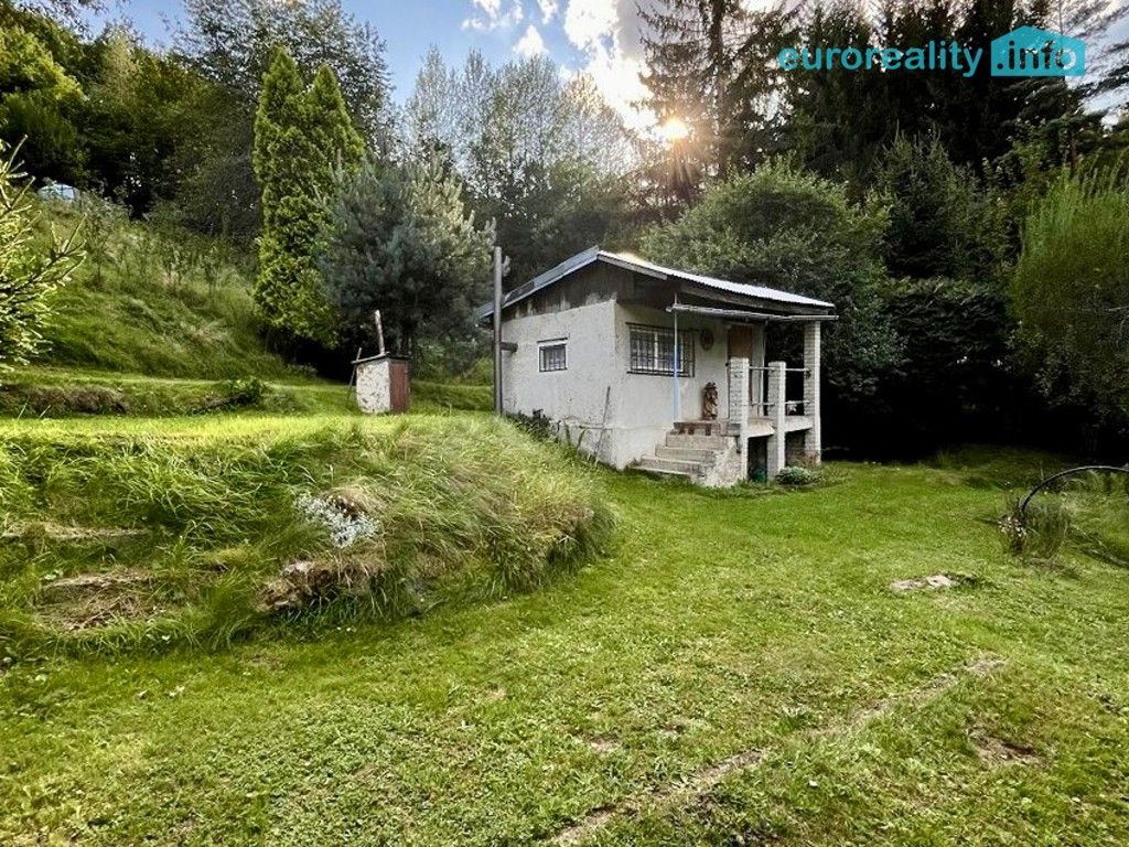 Zahrady, Luční, Horní Slavkov, 1 m²