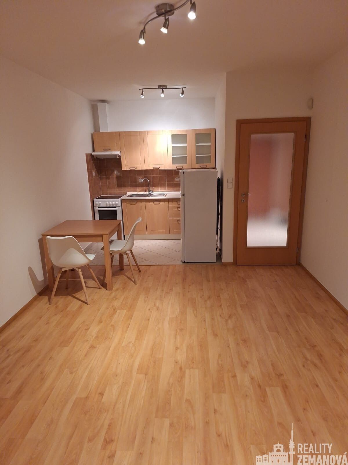 Pronájem byt 2+kk - Sazovická, Praha, 58 m²